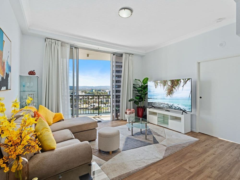 2111/23 Ferny Avenue, Surfers Paradise, QLD 4217, Surfers Paradise - Thumbnail 3