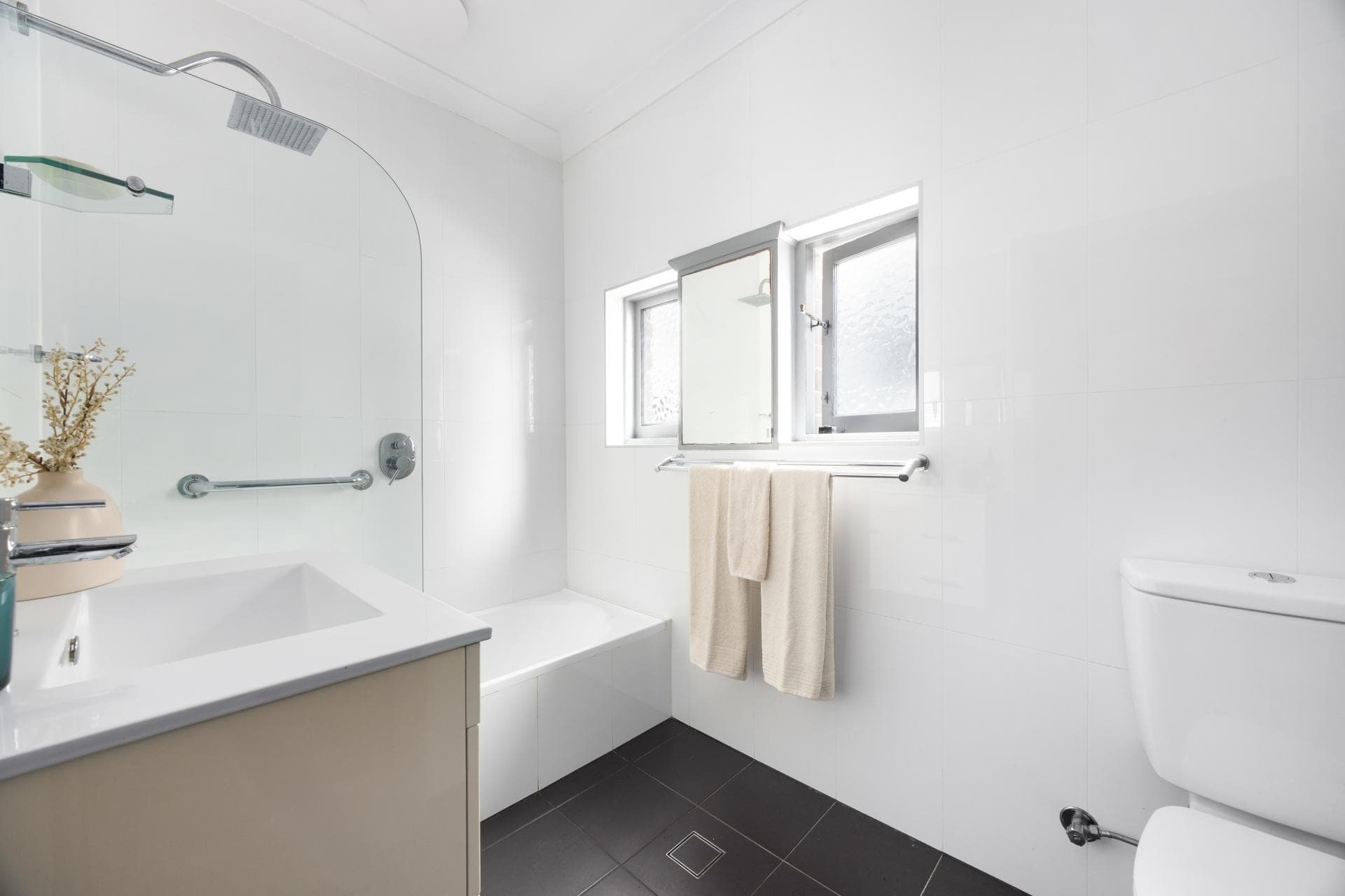 2/1 Porter  Street, Bondi Junction, Bondi Junction - Thumbnail 5
