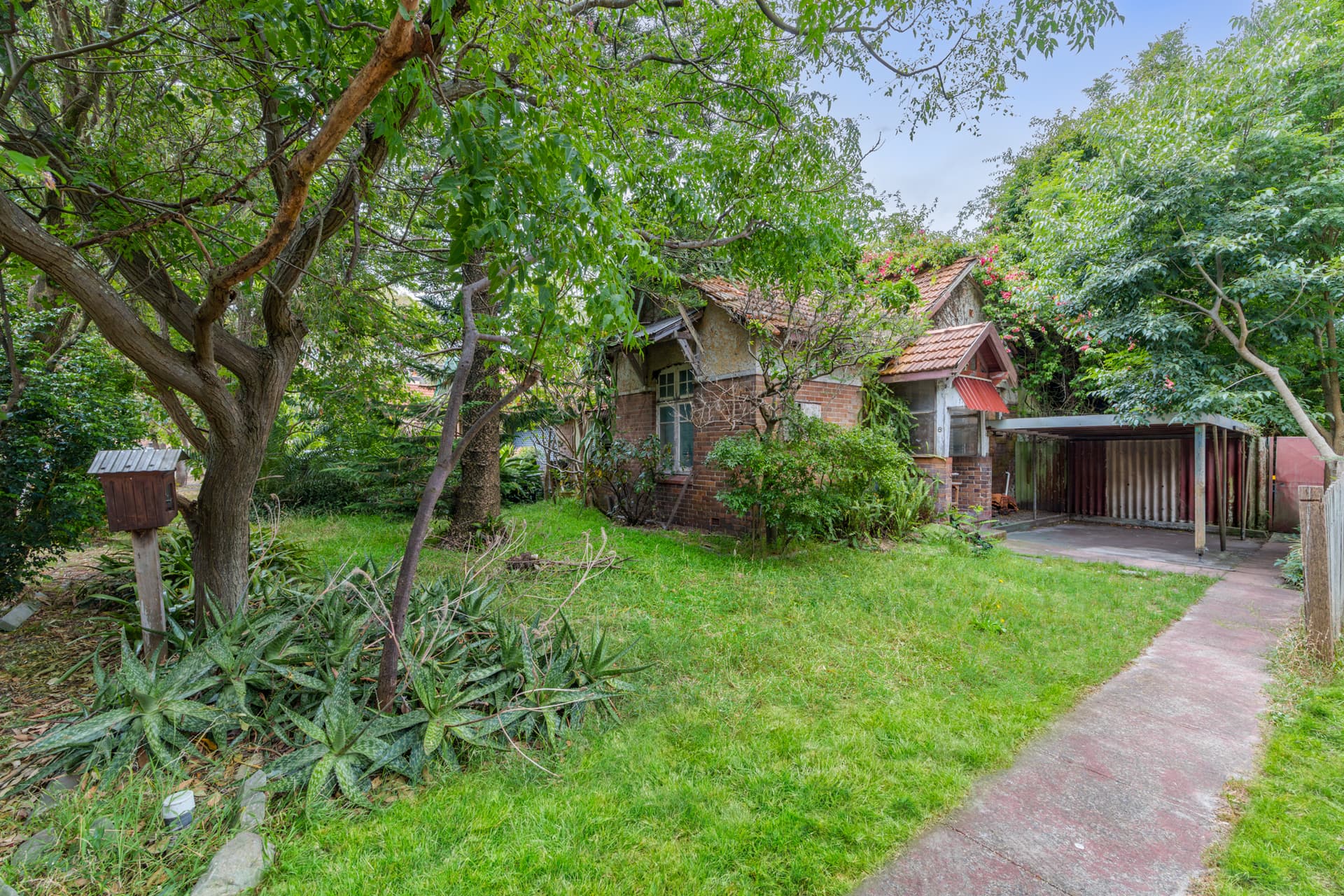 8 Endeavour Road Daceyville Nsw, Daceyville - Image 1