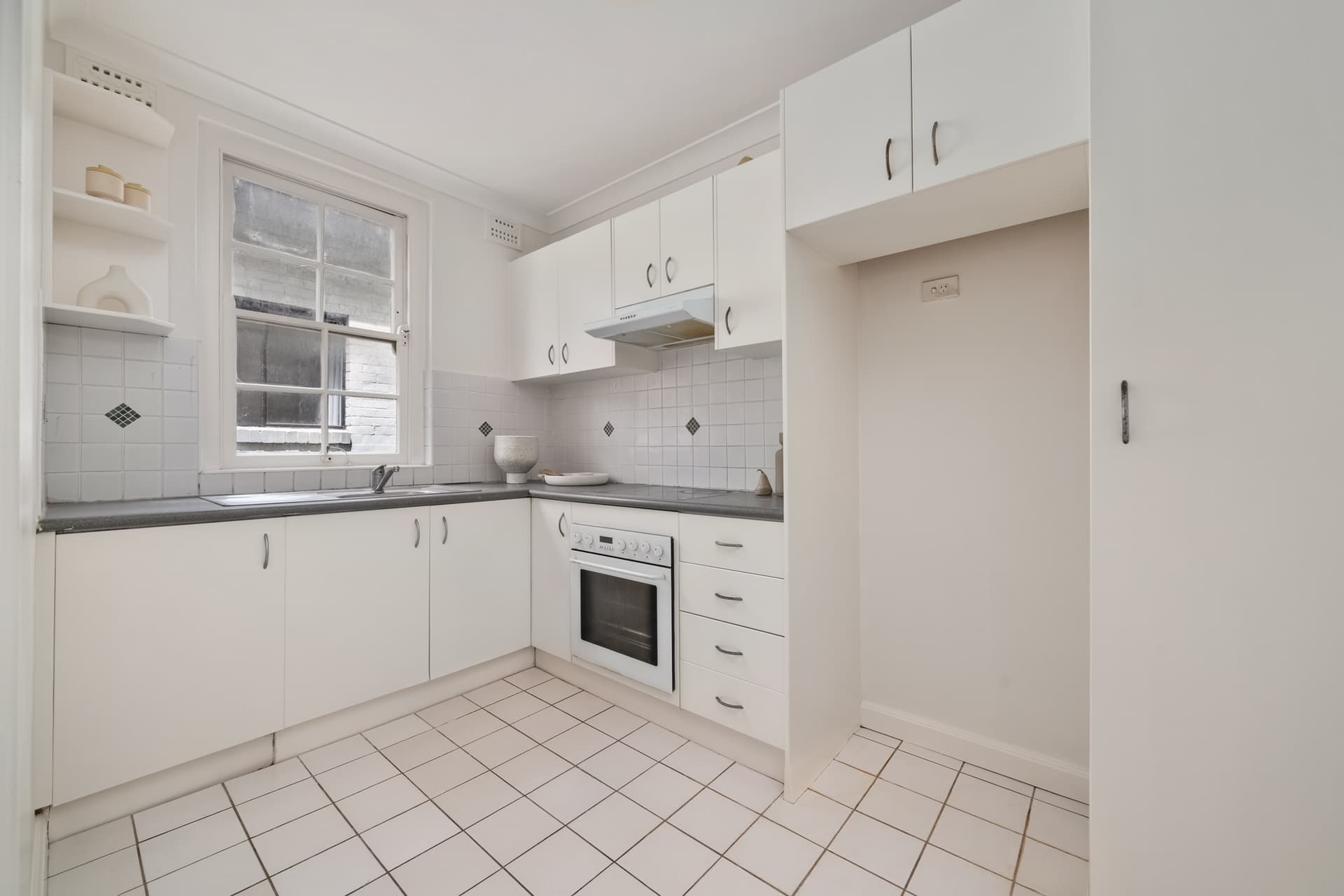 1/174 Coogee Bay Road, Coogee, Coogee - Thumbnail 3