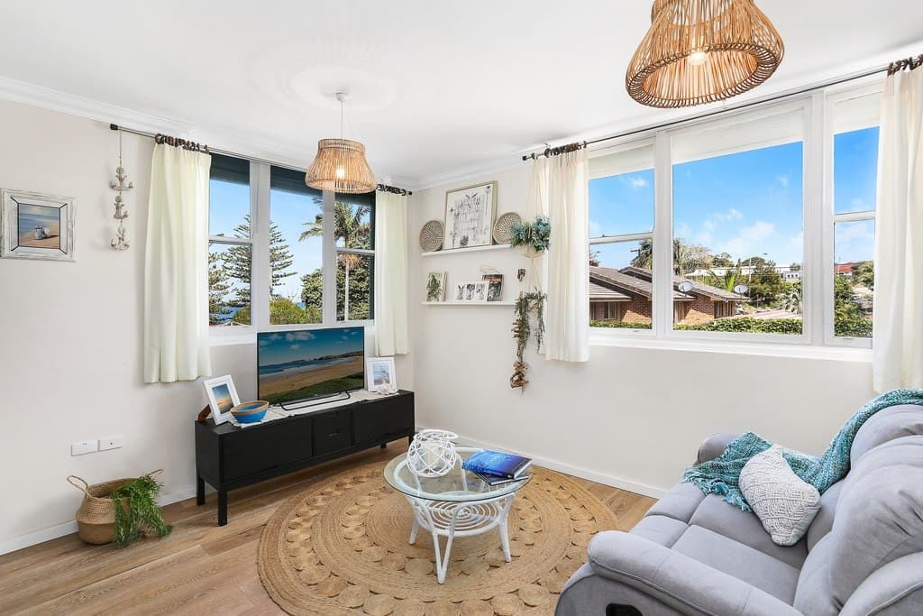 1/114 Lawrence Hargrave Drive, Austinmer - Thumbnail 4