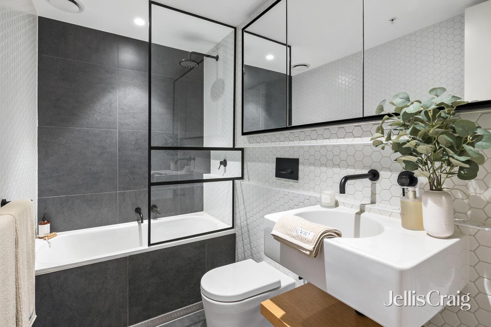 202/55 Wellington Street, St Kilda, St Kilda - Thumbnail 6