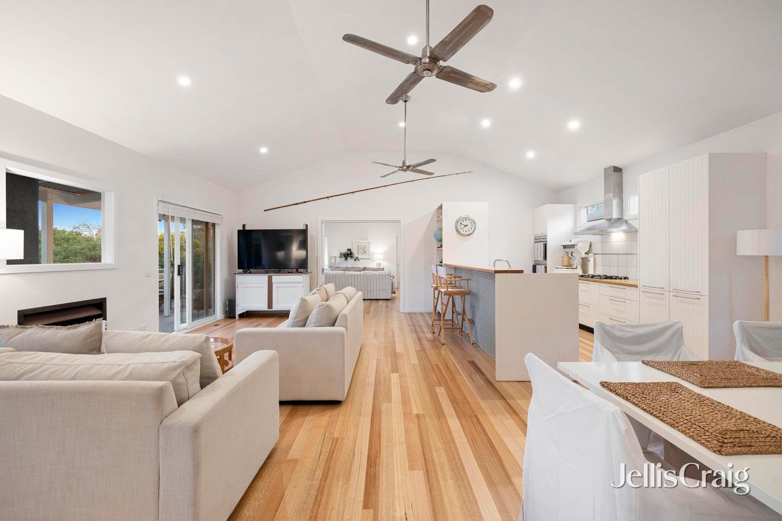 29 Beach Avenue, Blairgowrie, Blairgowrie - Image 1