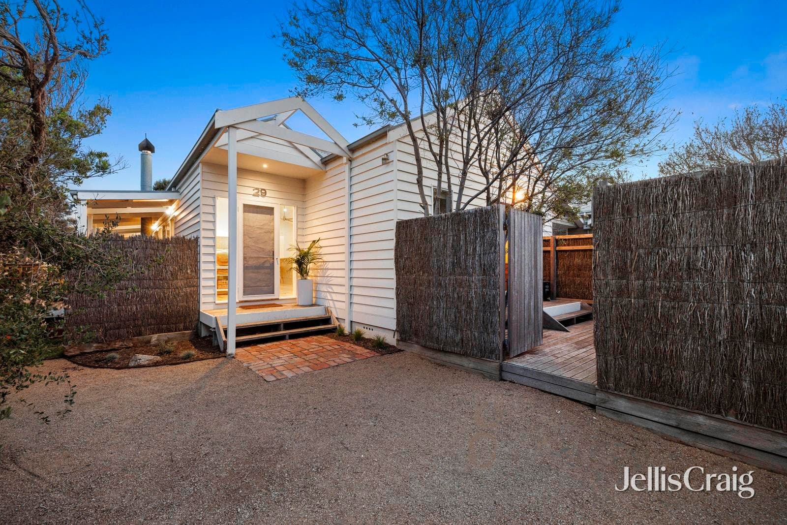 29 Beach Avenue, Blairgowrie, Blairgowrie - Thumbnail 2