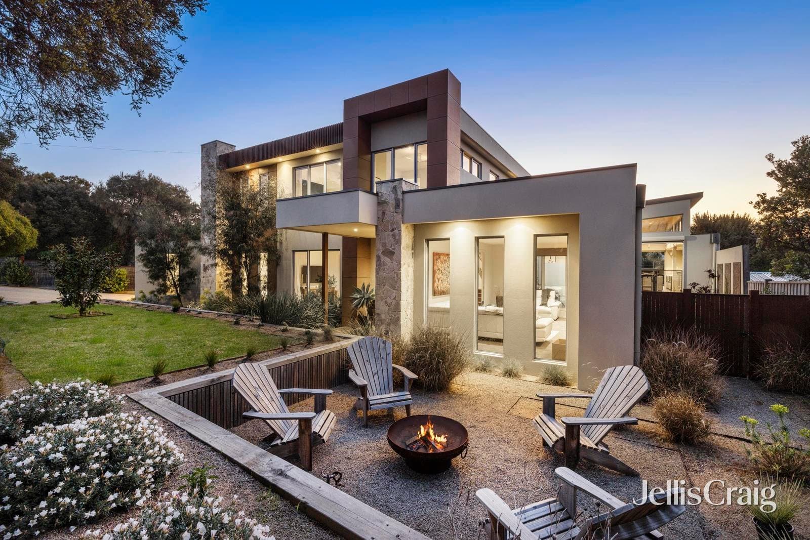 24 Stringer Road, Blairgowrie, Blairgowrie - Thumbnail 2