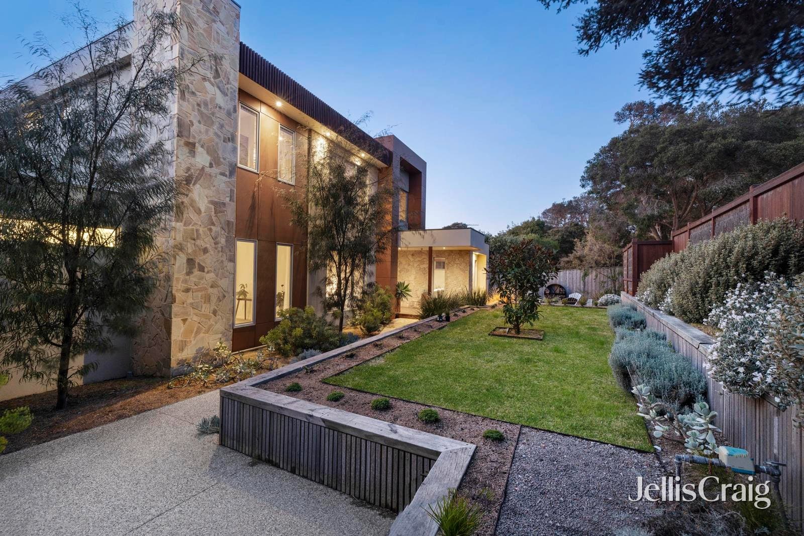 24 Stringer Road, Blairgowrie, Blairgowrie - Thumbnail 4