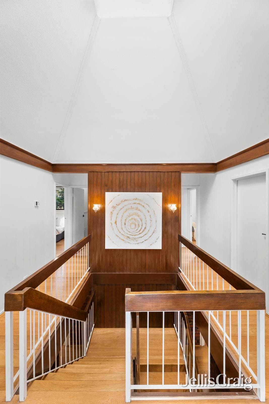 7 Ruth Court, Glen Waverley, Glen Waverley - Thumbnail 4