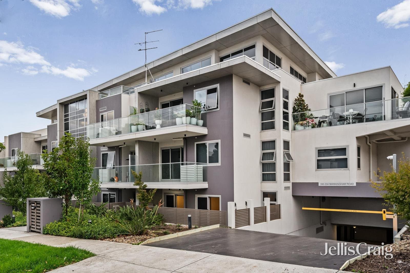 102/330 Manningham Road, Doncaster, Doncaster - Image 1
