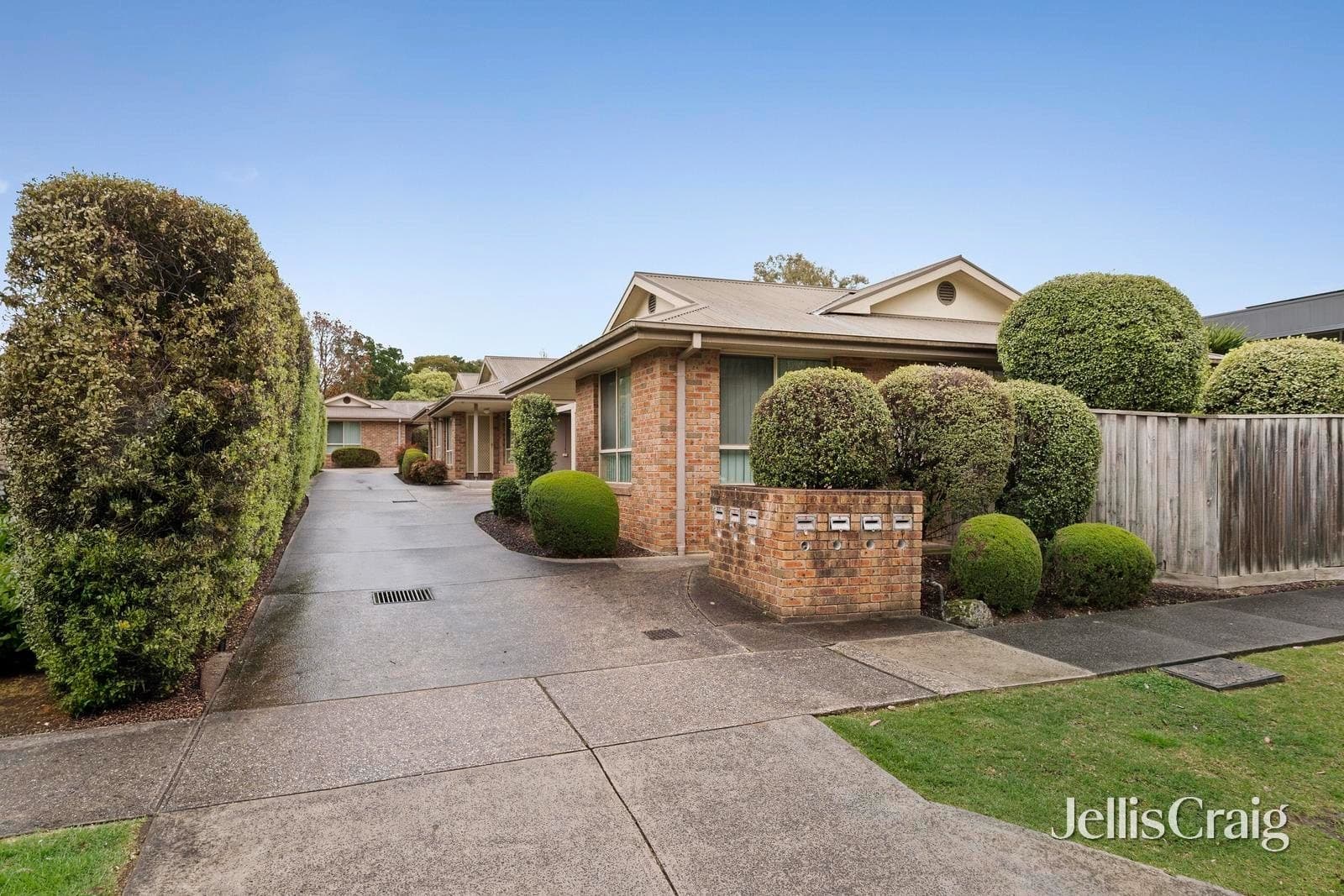 2/2-4 Lusher Road, Croydon, Croydon - Image 1