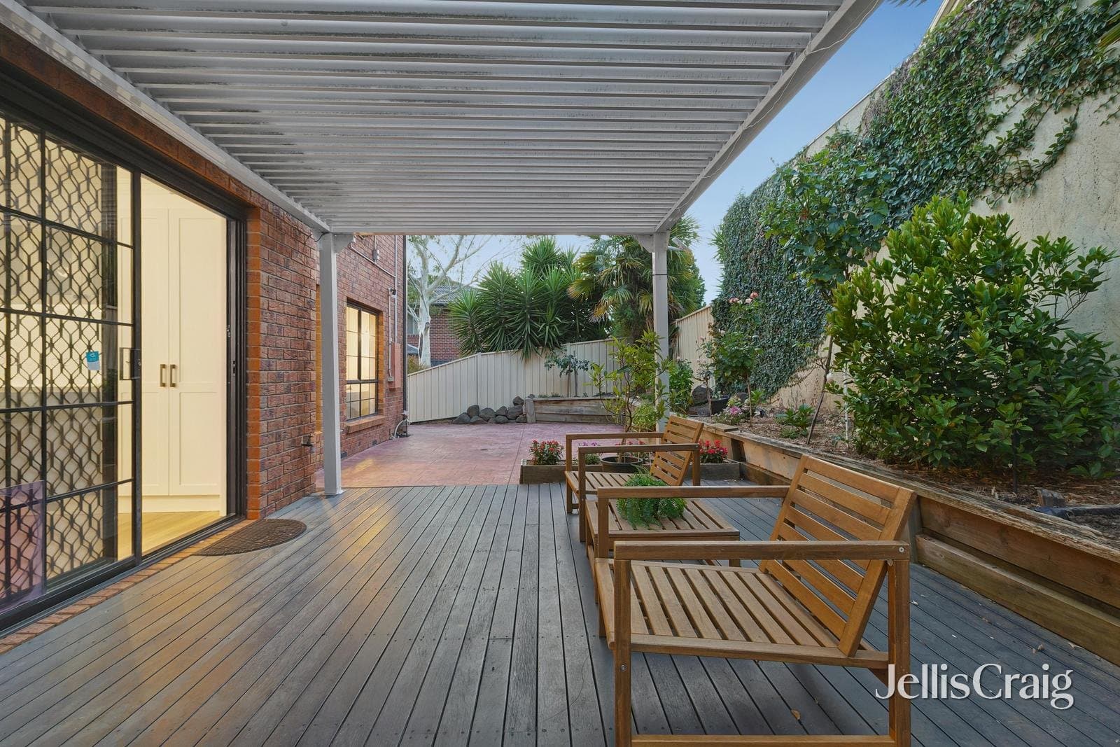 8 Cole Close, Burwood East, Burwood East - Image 1