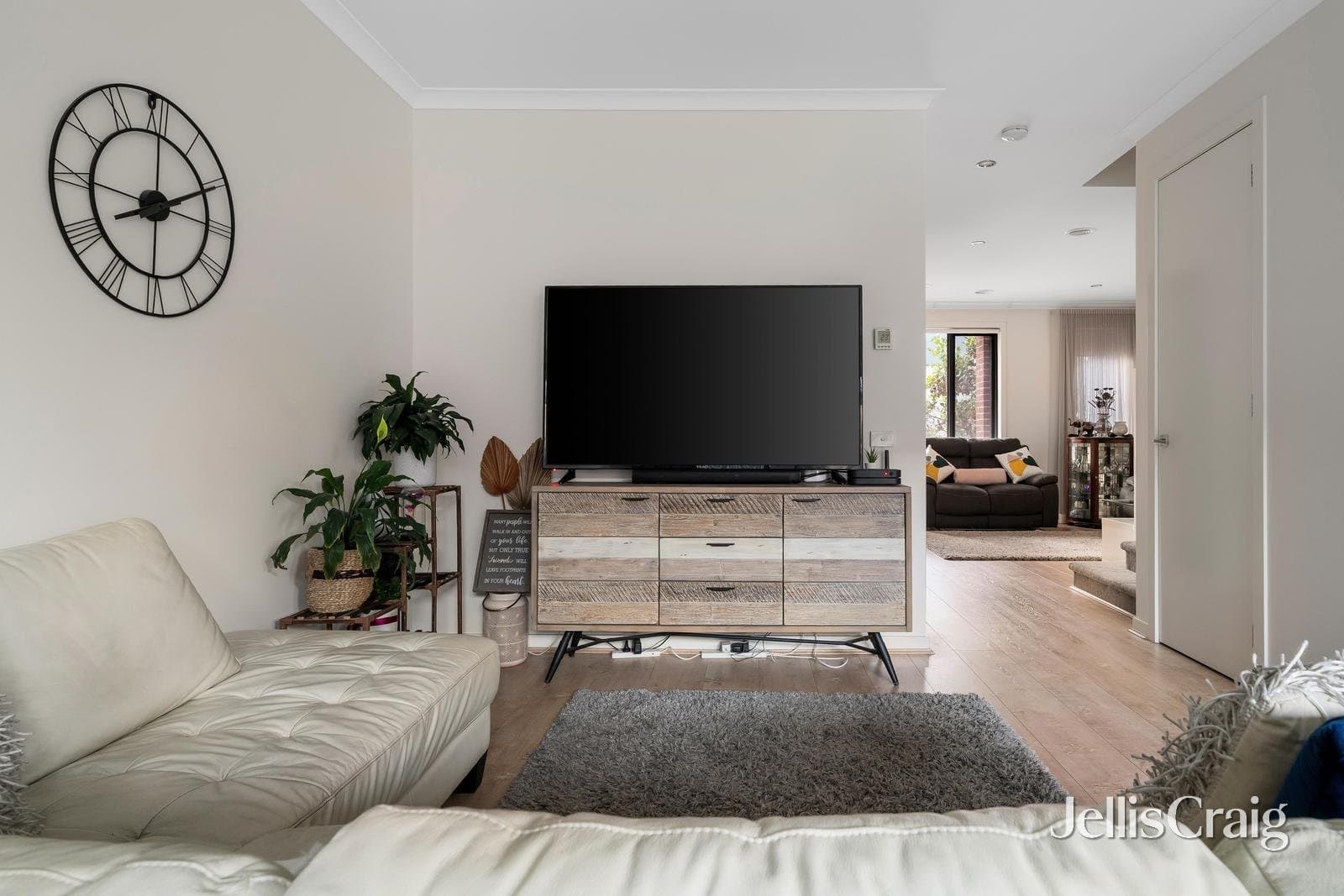 3 Skeggs Crescent, Heidelberg Heights, Heidelberg Heights - Thumbnail 4