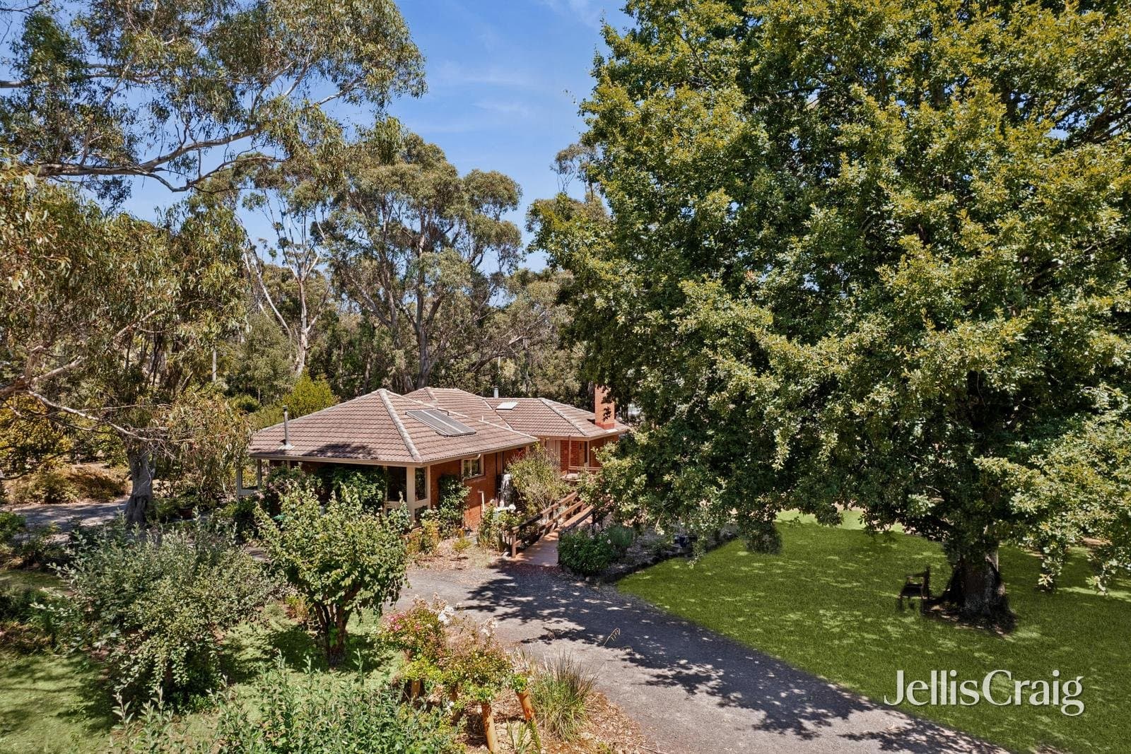 70 Spencer Road, Woodend, Woodend - Thumbnail 2