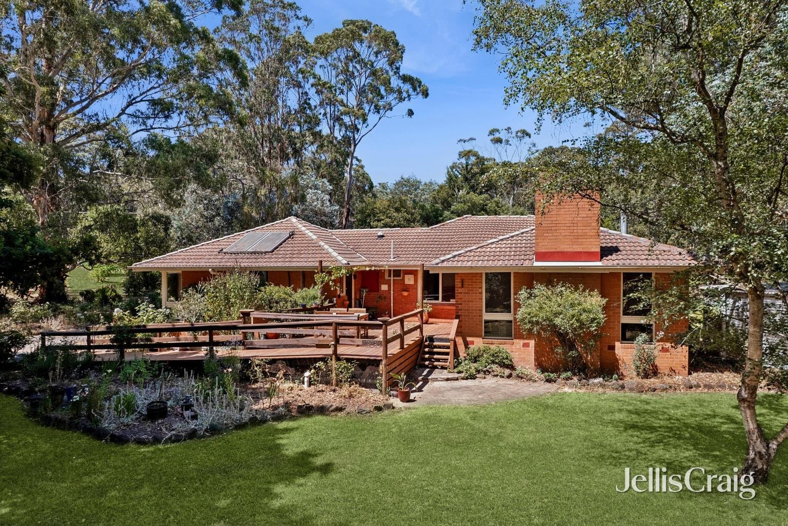 70 Spencer Road, Woodend, Woodend - Thumbnail 4