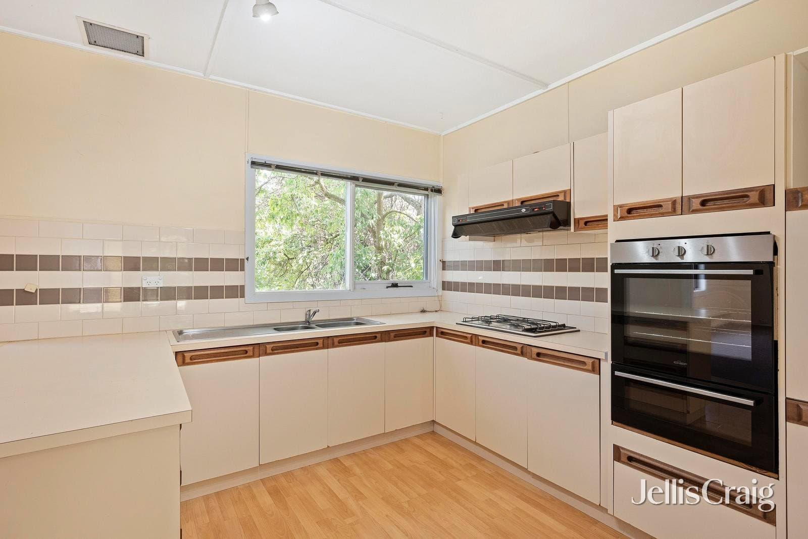 14 Athlone Street, Lilydale, Lilydale - Thumbnail 4