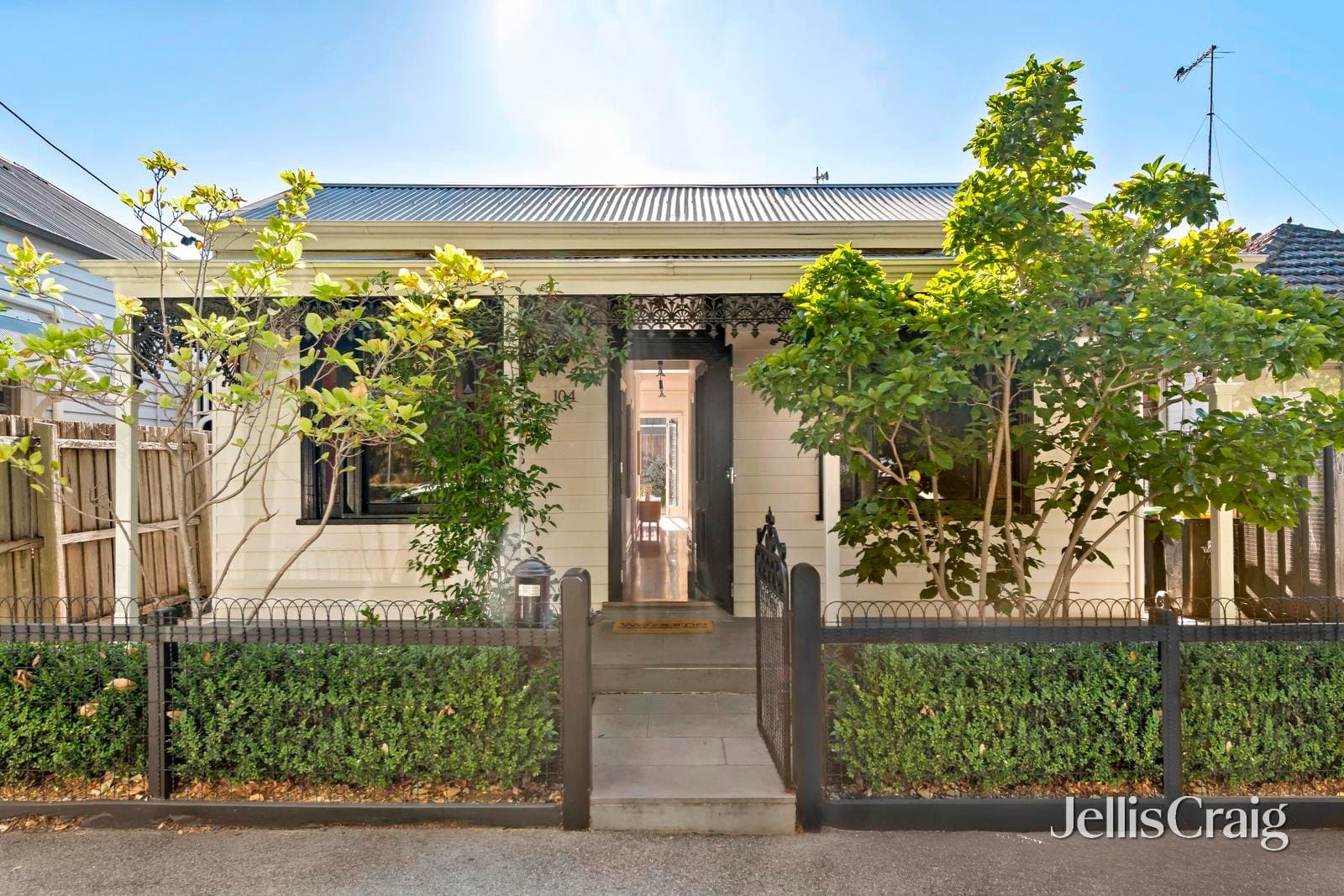 104 Park Street, Abbotsford, Abbotsford - Thumbnail 2
