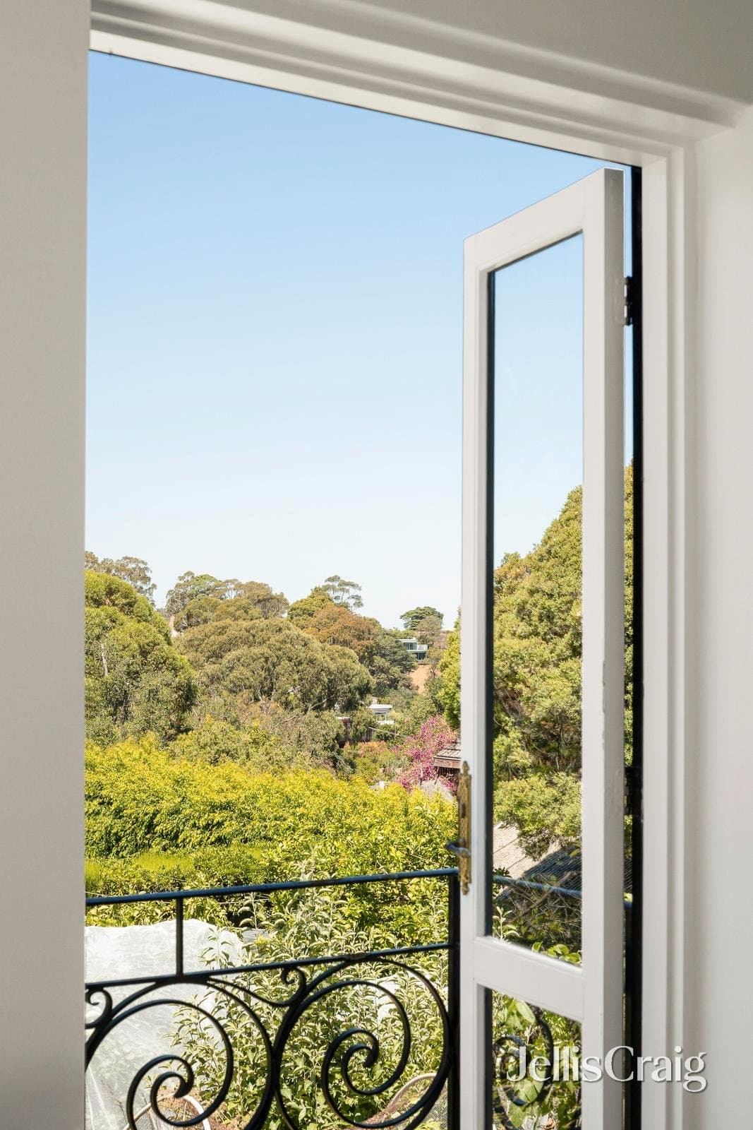 7 Raven Street, Kew, Kew - Thumbnail 7