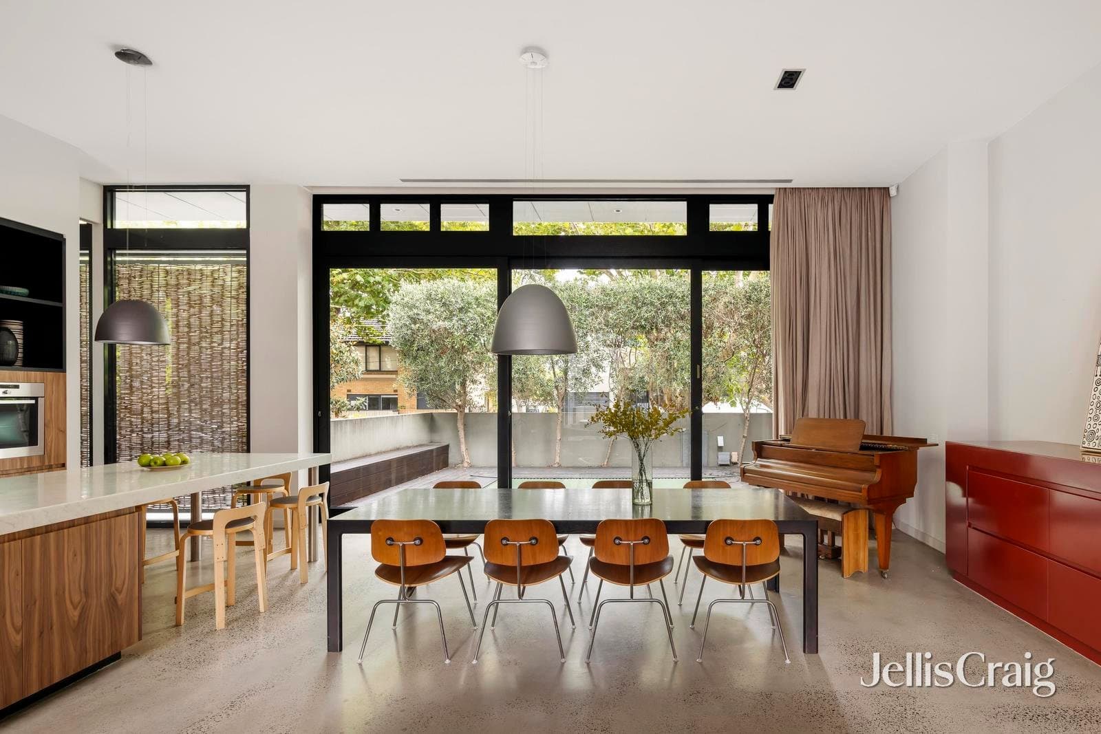 12 Joyce Street, Elwood, Elwood - Thumbnail 6
