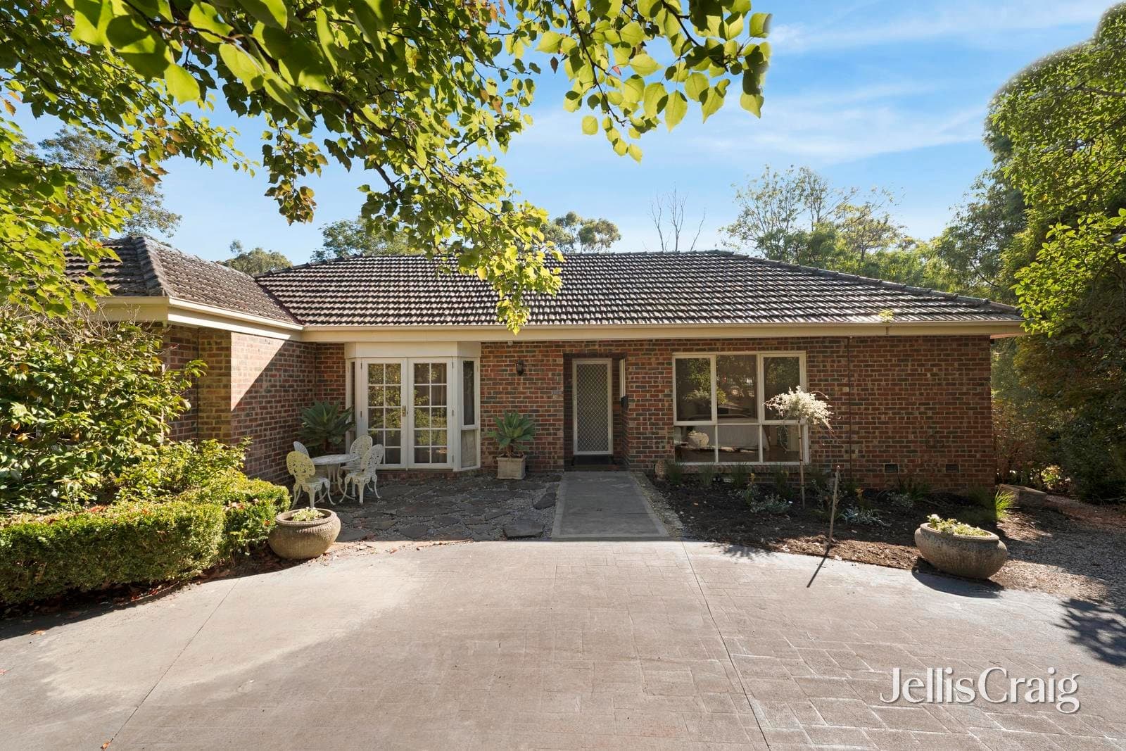 2A Lagoona Court, Blackburn, Blackburn - Thumbnail 3