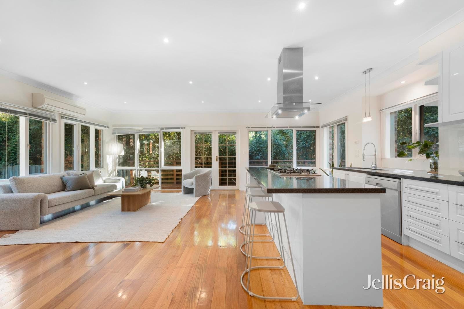 2A Lagoona Court, Blackburn, Blackburn - Thumbnail 4
