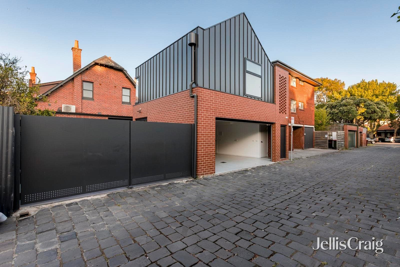 177 Canterbury Road, Middle Park, Middle Park - Image 1