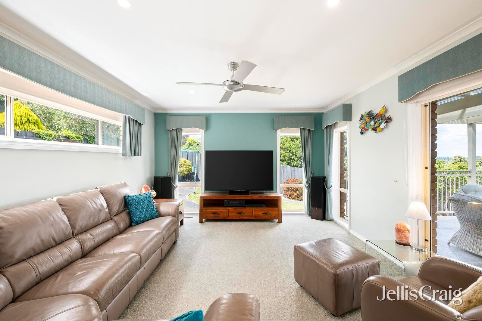 13 Strathbogie Court, Kilsyth, Kilsyth - Thumbnail 5