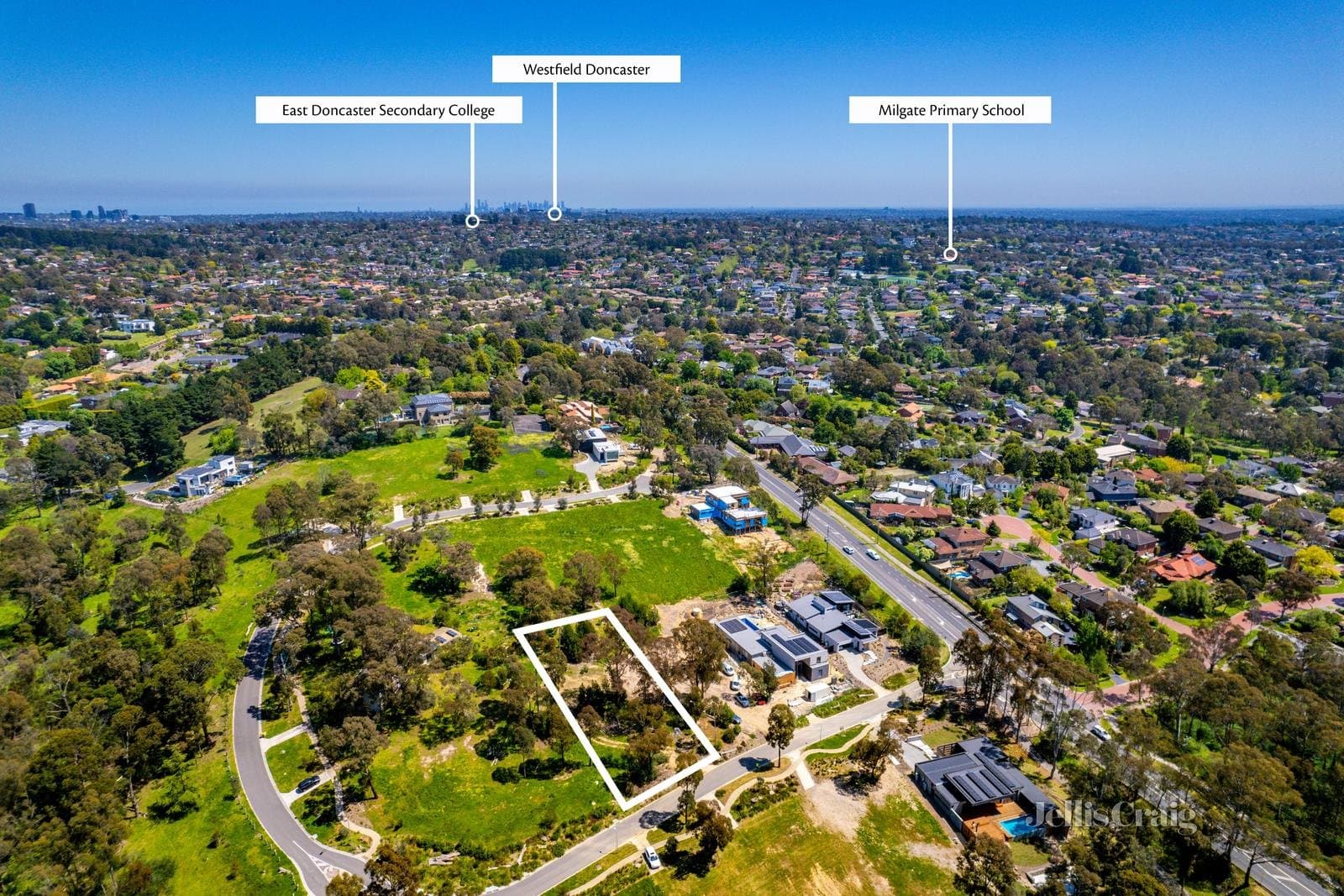 8 Bursaria Rise, Donvale, Donvale - Thumbnail 4