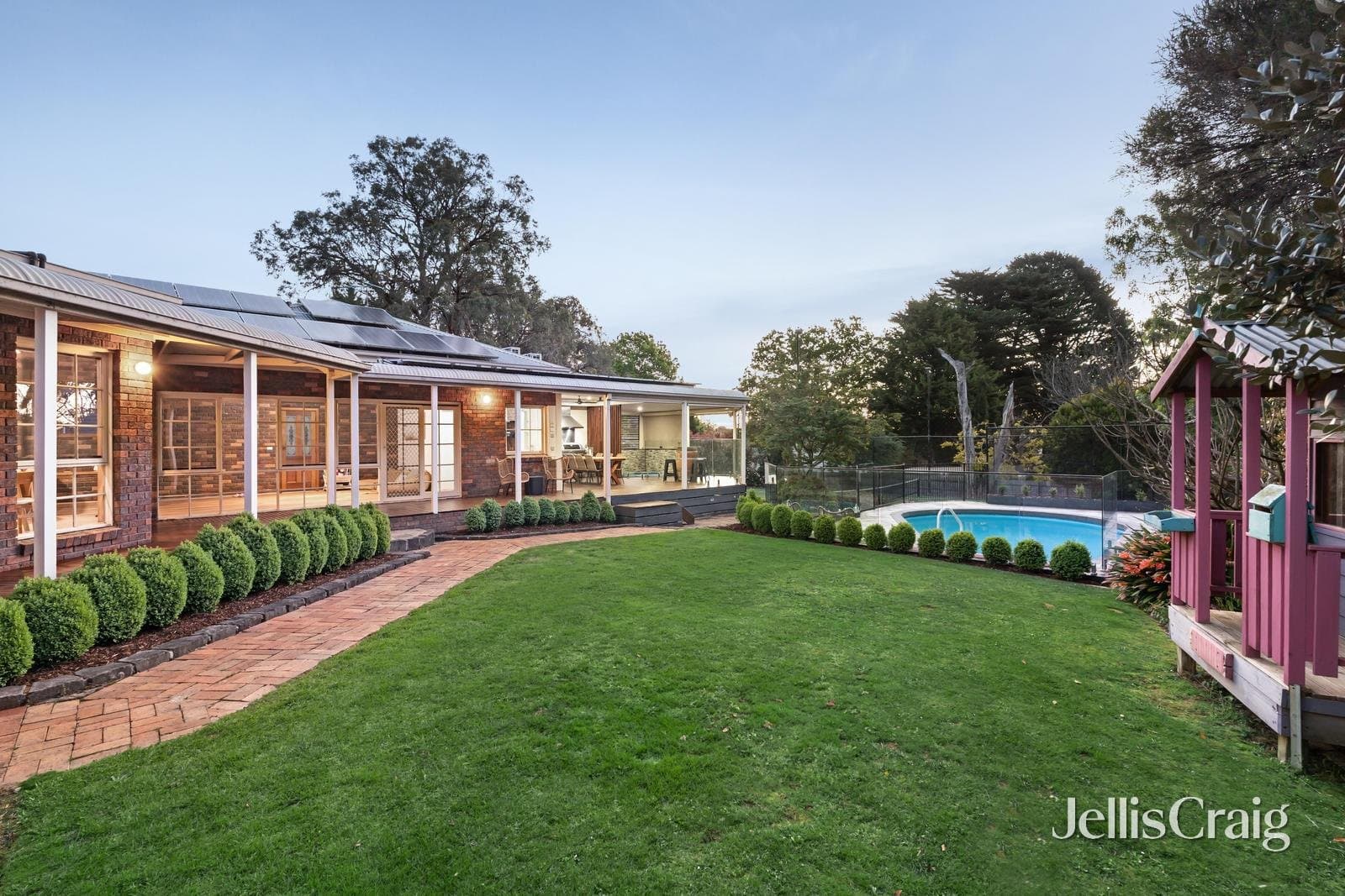 13 Chapman Court, Mooroolbark, Mooroolbark - Thumbnail 7