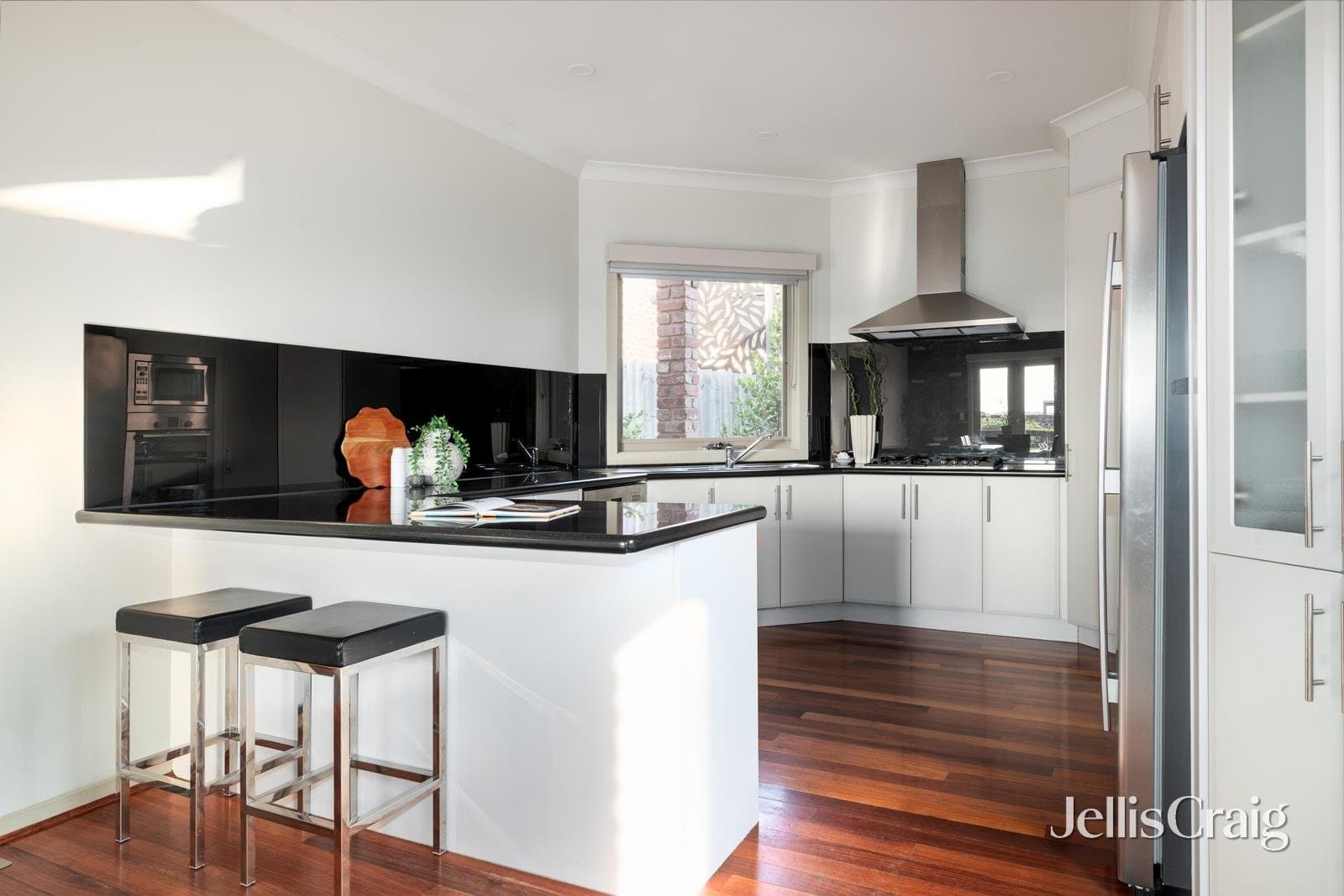 144 Pitt Street, Eltham, Eltham - Thumbnail 6