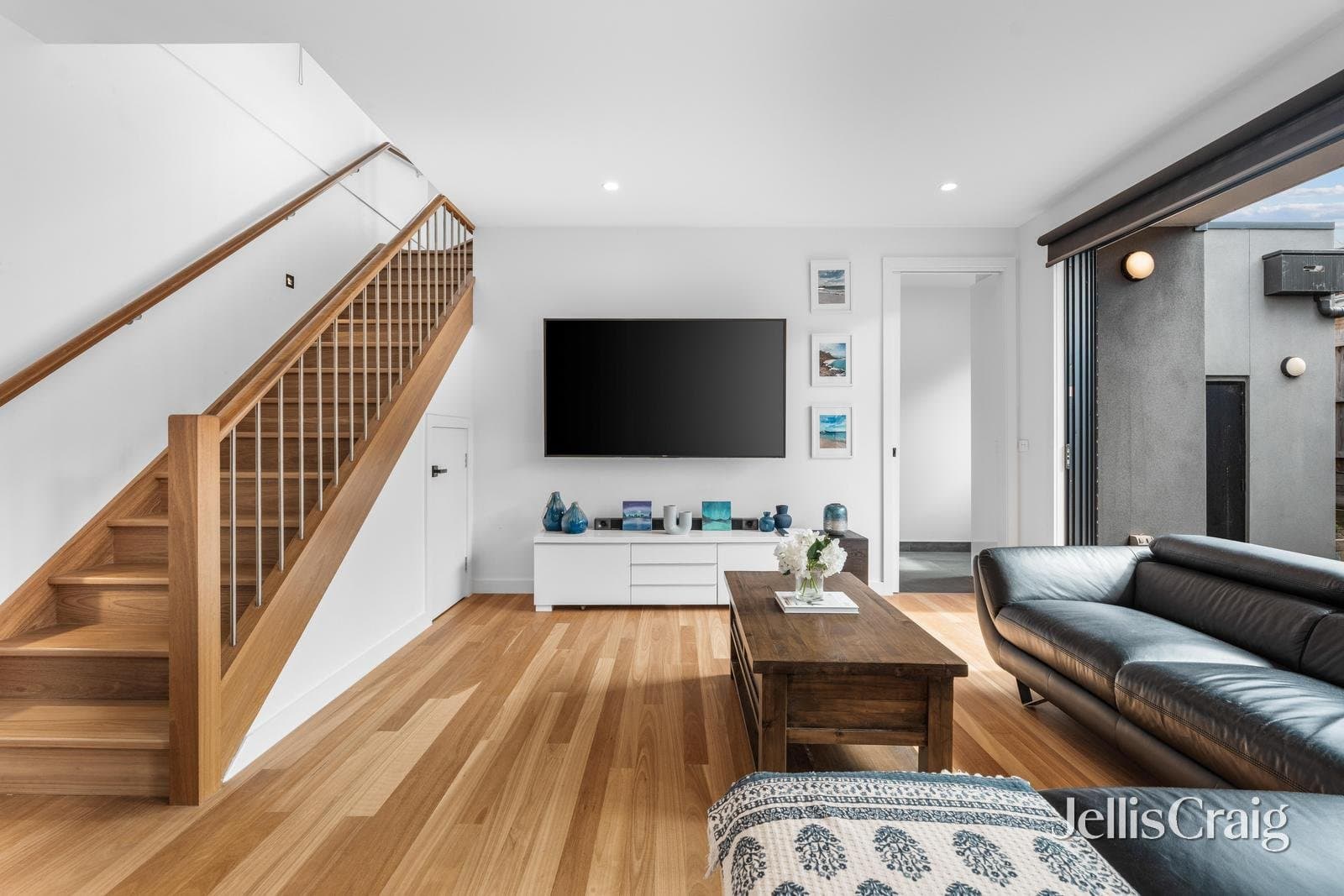 2/6 Sunhill Road, Templestowe Lower, Templestowe Lower - Thumbnail 4