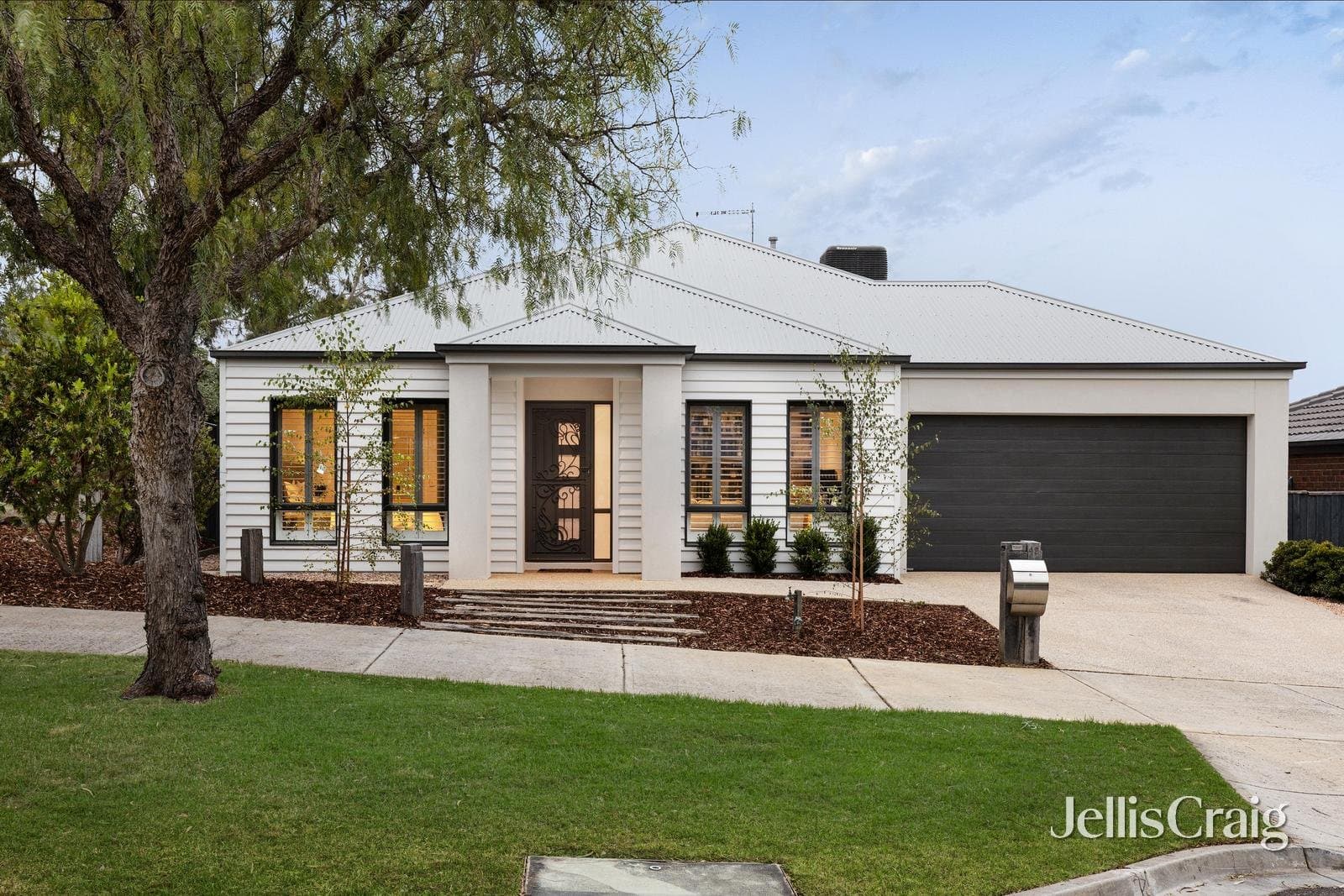 49 Eminence Boulevard, Doreen, Doreen - Thumbnail 2