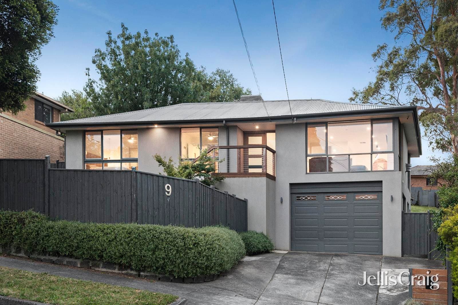 9 Alawara Drive, Mooroolbark, Mooroolbark - Thumbnail 2