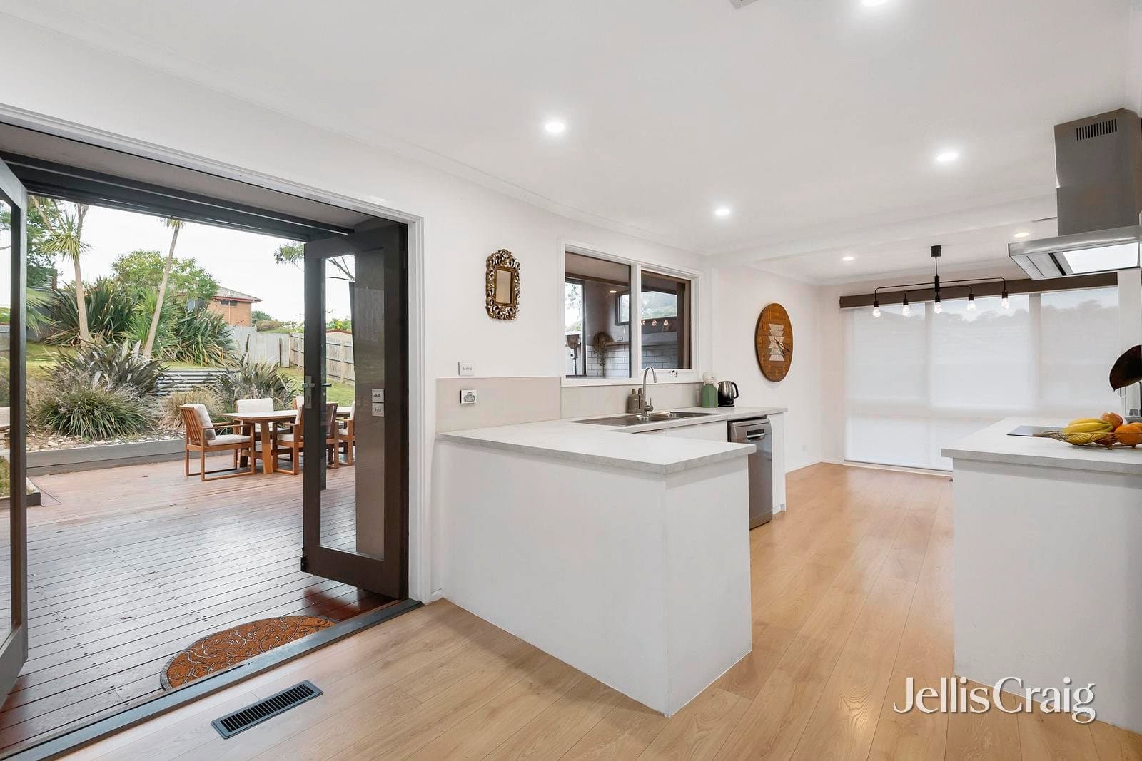 9 Alawara Drive, Mooroolbark, Mooroolbark - Thumbnail 4