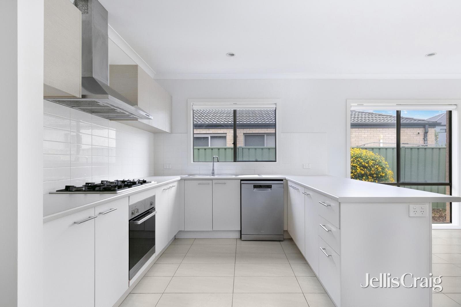 41 Amesbury Avenue, Wyndham Vale, Wyndham Vale - Thumbnail 4