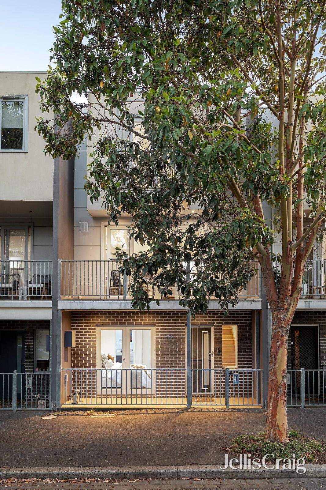 68 Parsons Street, Kensington, Kensington - Thumbnail 2