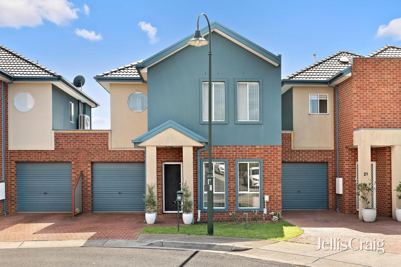 20 Balerno Circle, Gowanbrae, Gowanbrae - Thumbnail 2