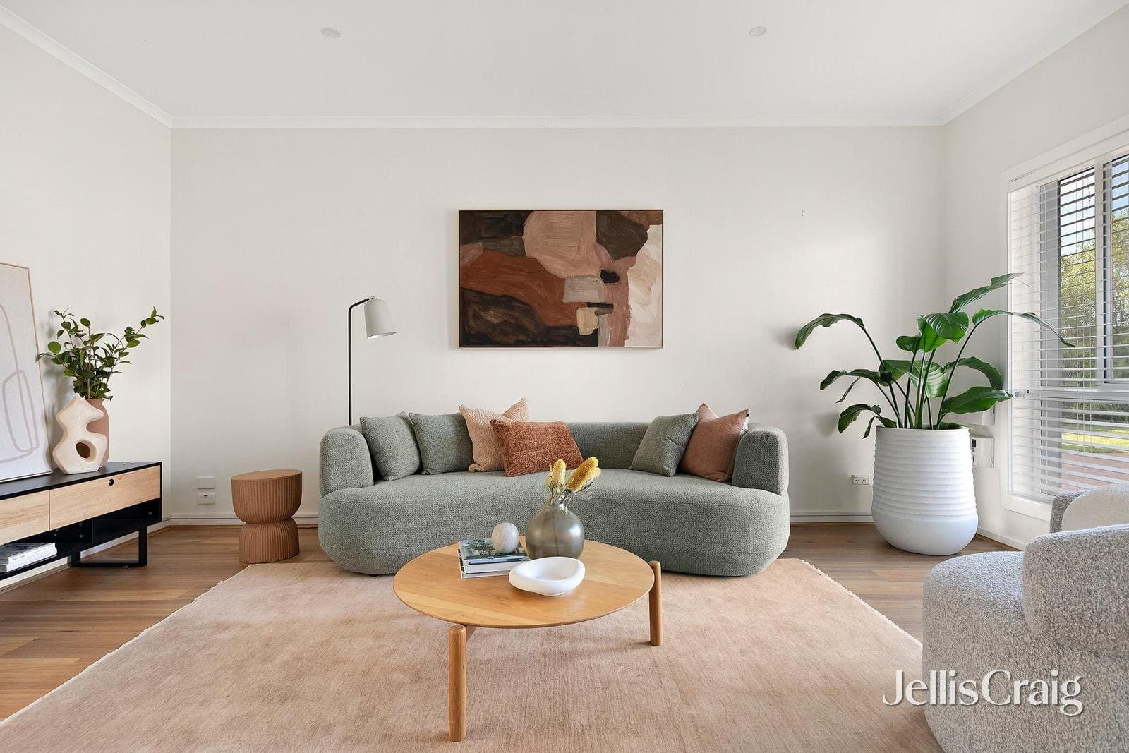 20 Balerno Circle, Gowanbrae, Gowanbrae - Thumbnail 3