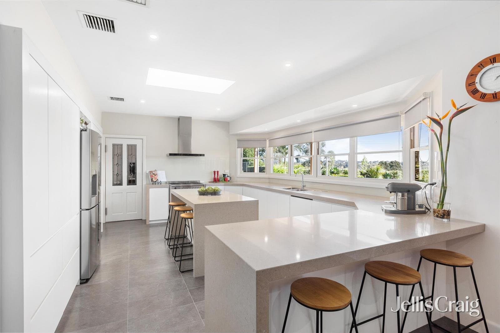 2 Arnold Drive, Donvale, Donvale - Thumbnail 6