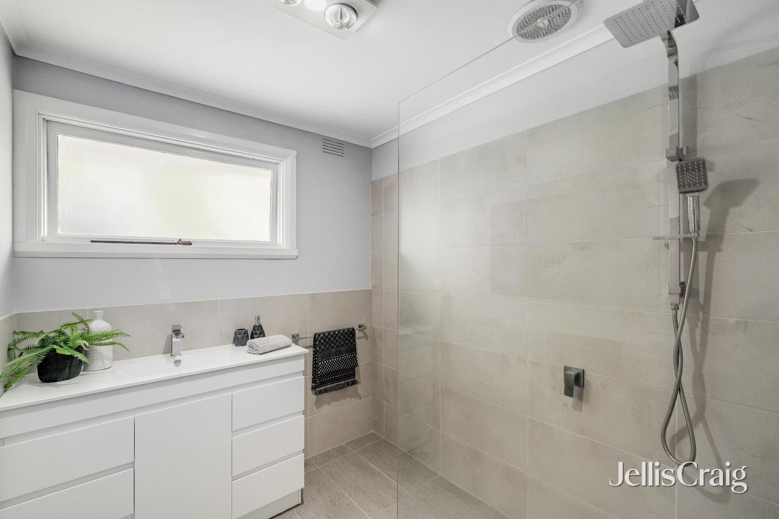 8 Whites Lane, Glen Waverley, Glen Waverley - Thumbnail 8