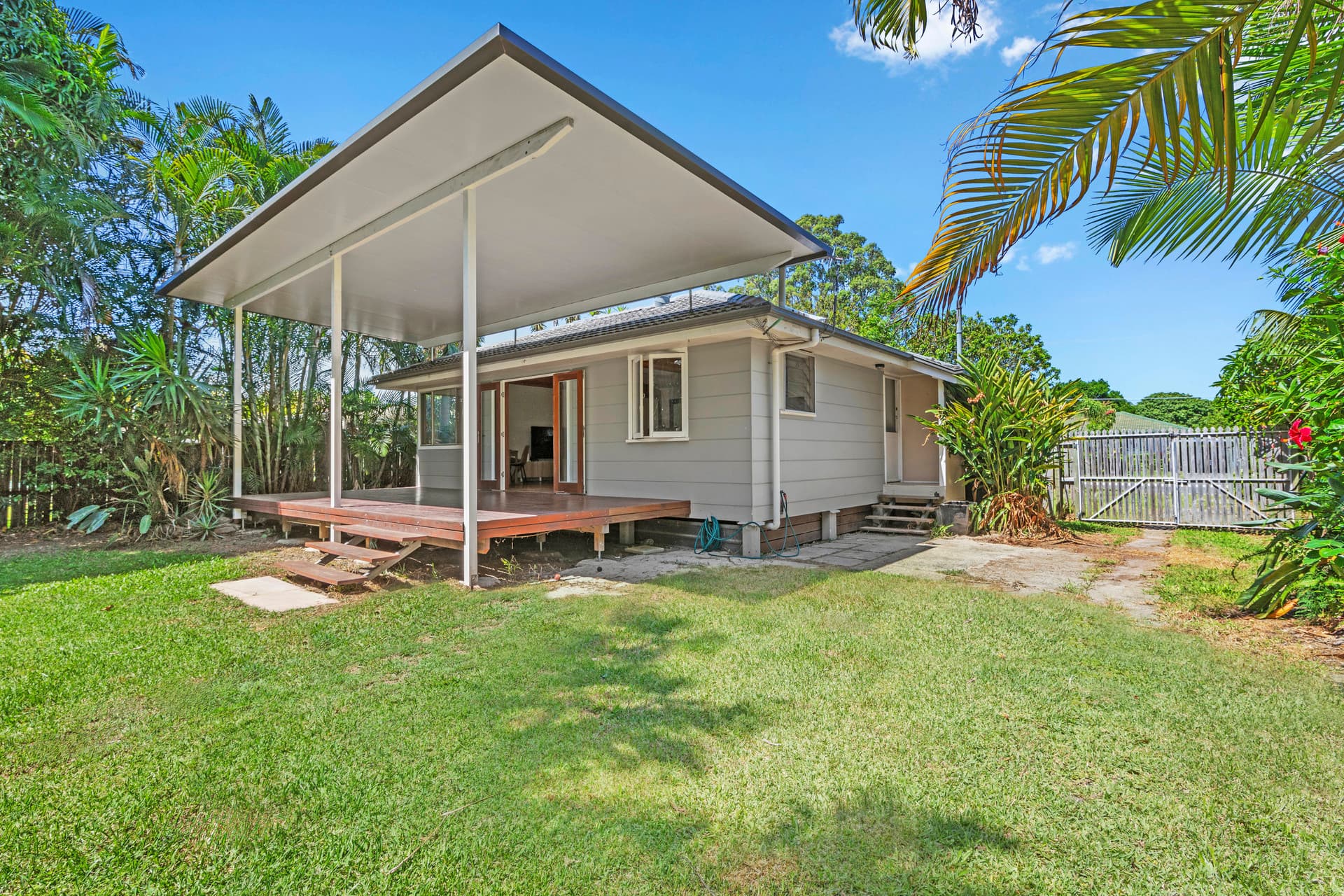 12 Riverside Drive, Currumbin Waters, QLD, 4223, Currumbin Waters - Thumbnail 2