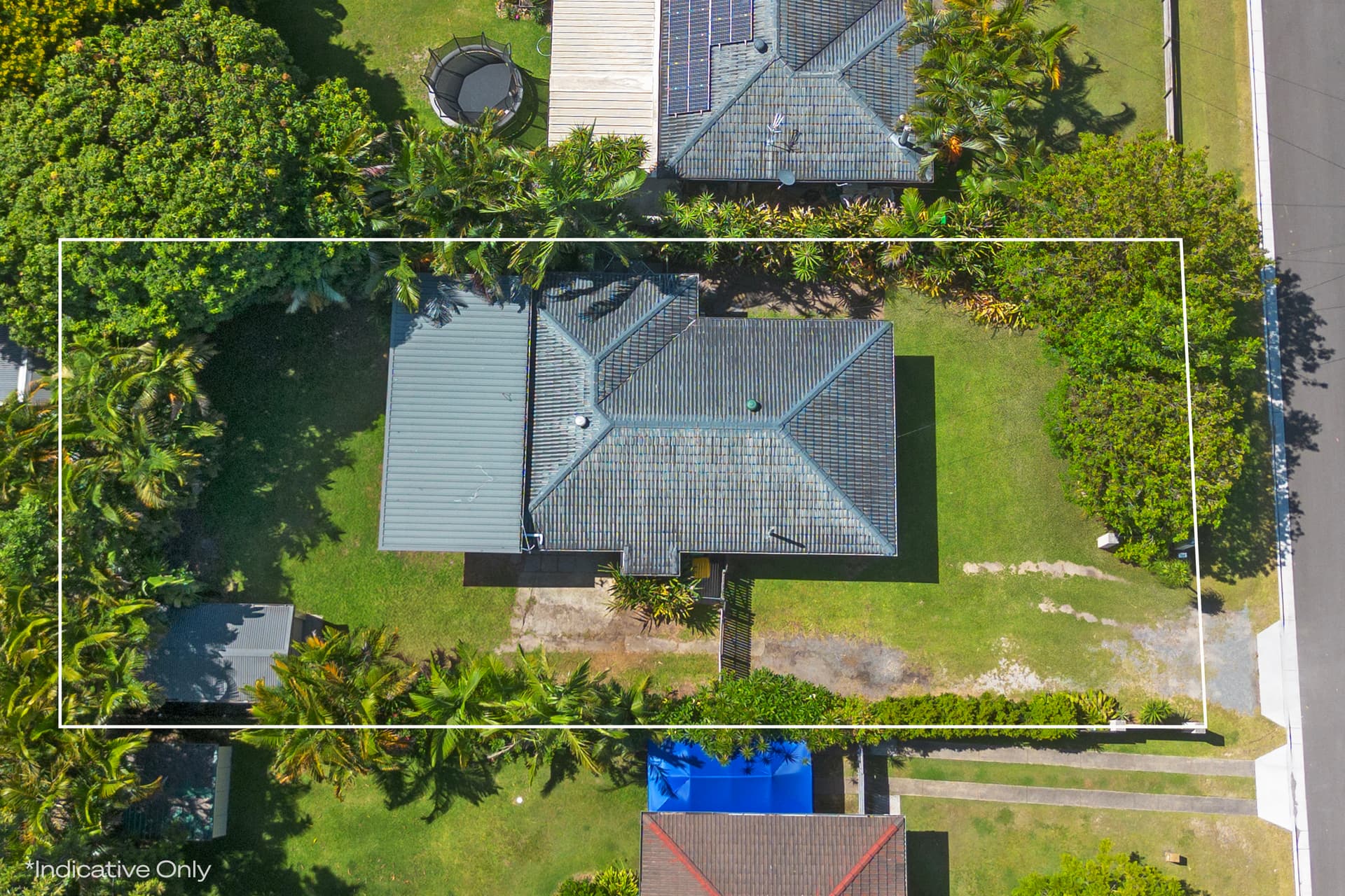 12 Riverside Drive, Currumbin Waters, QLD, 4223, Currumbin Waters - Thumbnail 6