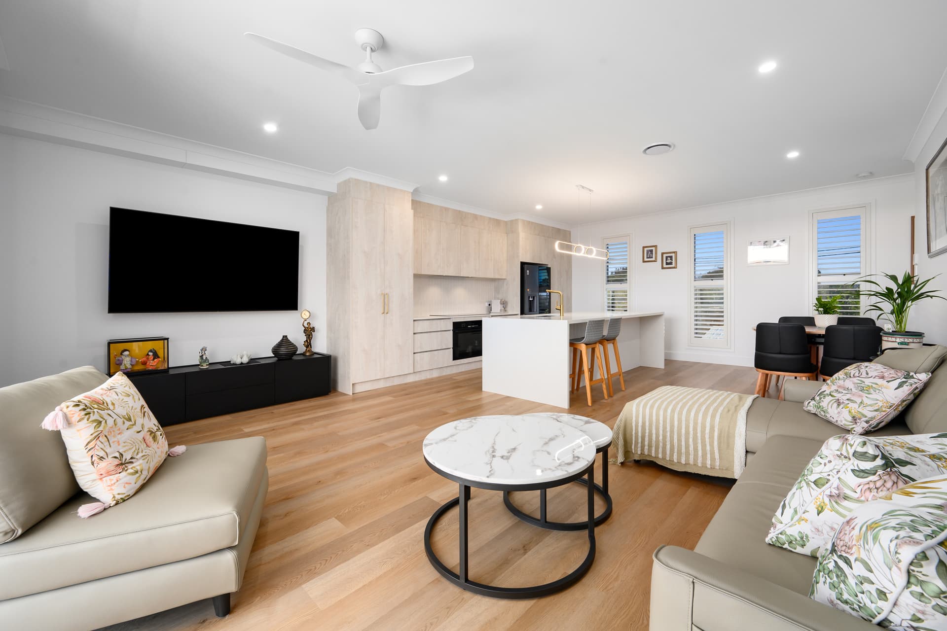 3/17 Bruce Avenue, Paradise Point, QLD, 4216, Paradise Point - Thumbnail 2