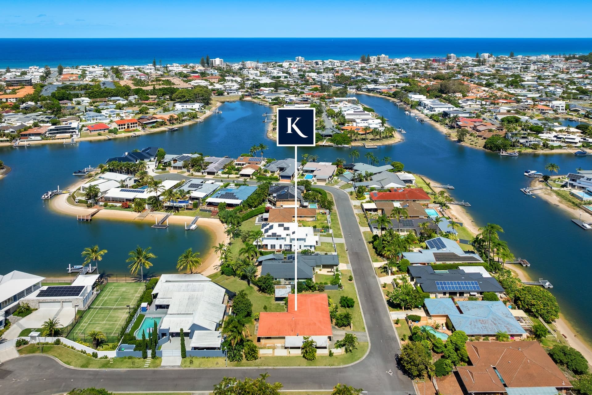 12 Cadence Avenue, Mermaid Waters, QLD, 4218, Mermaid Waters - Thumbnail 4