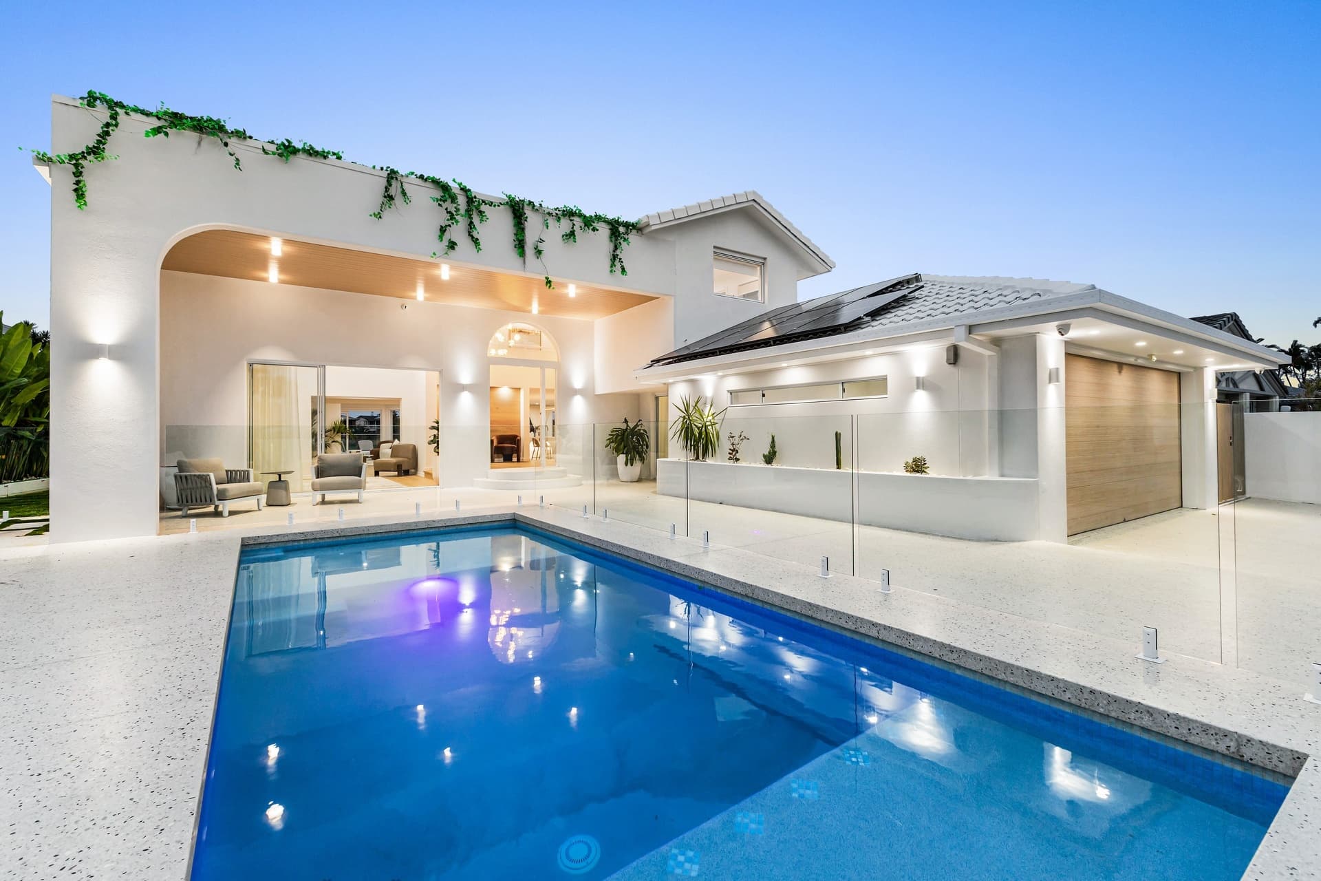 6 Key Biscayne , Clear Island Waters, QLD, 4226, Clear Island Waters - Thumbnail 5
