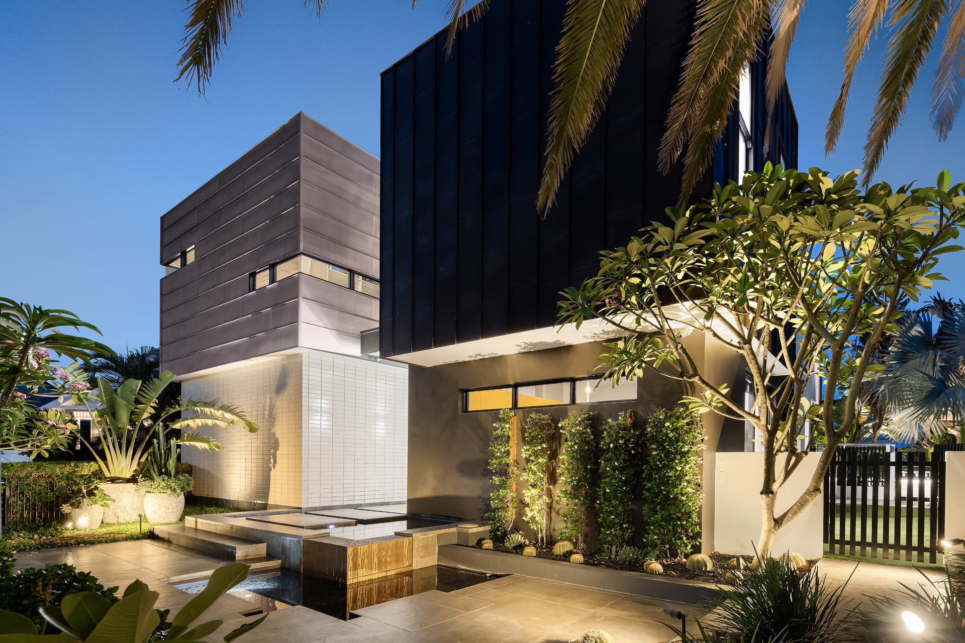 20 Bal Harbour , Broadbeach Waters, QLD, 4218, Broadbeach Waters - Thumbnail 2