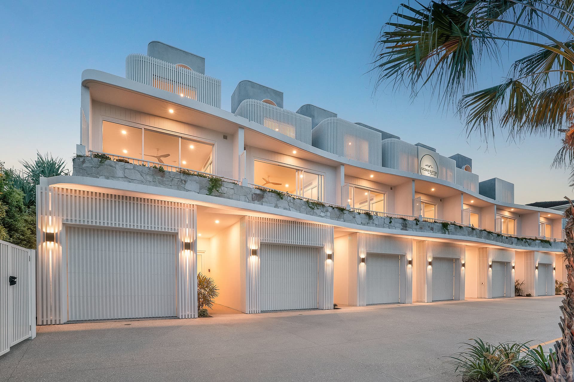 2/10-12 Jennifer Avenue, Runaway Bay, QLD, 4216, Bonny Hills - Thumbnail 4