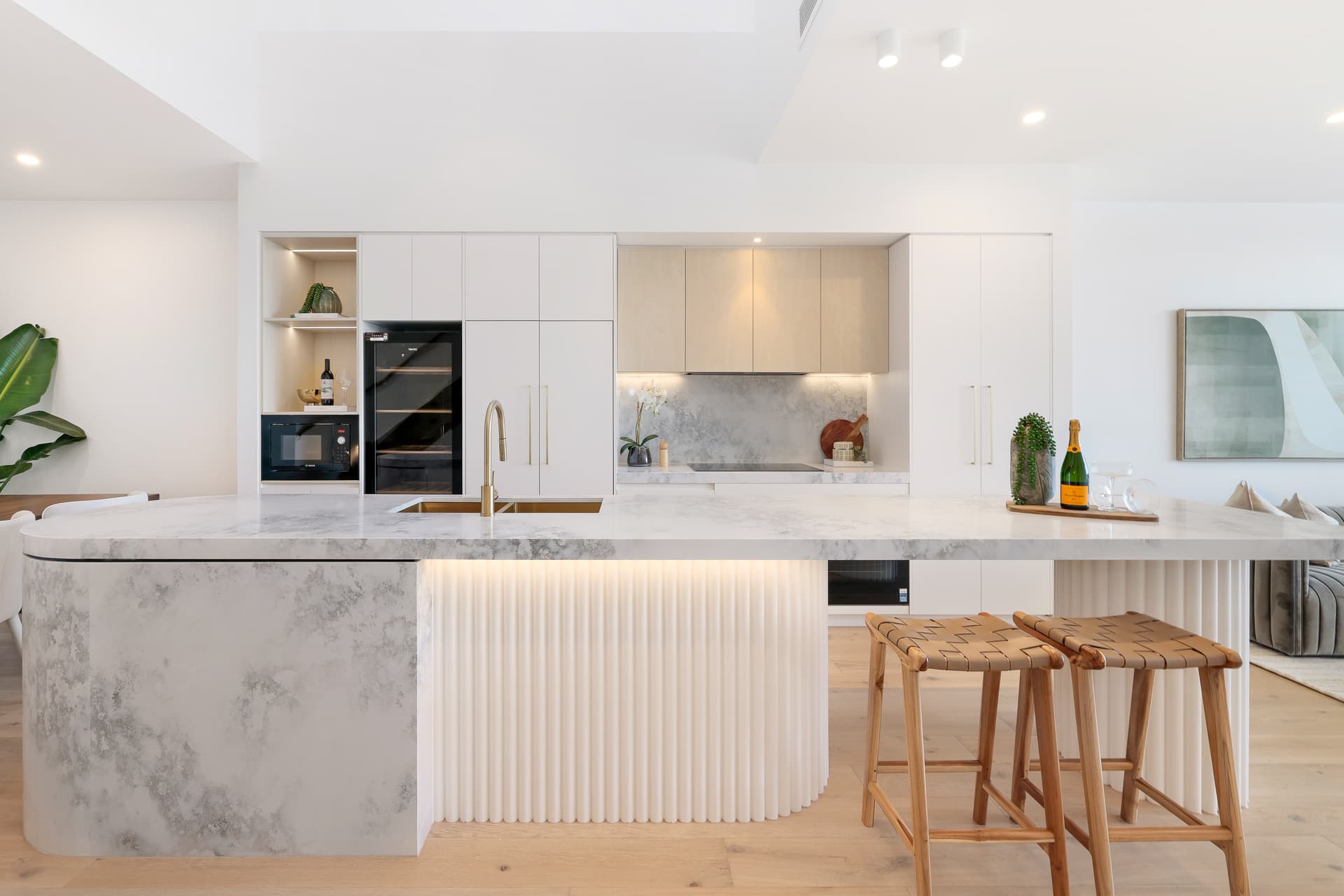 2/10-12 Jennifer Avenue, Runaway Bay, QLD, 4216, Bonny Hills - Thumbnail 6
