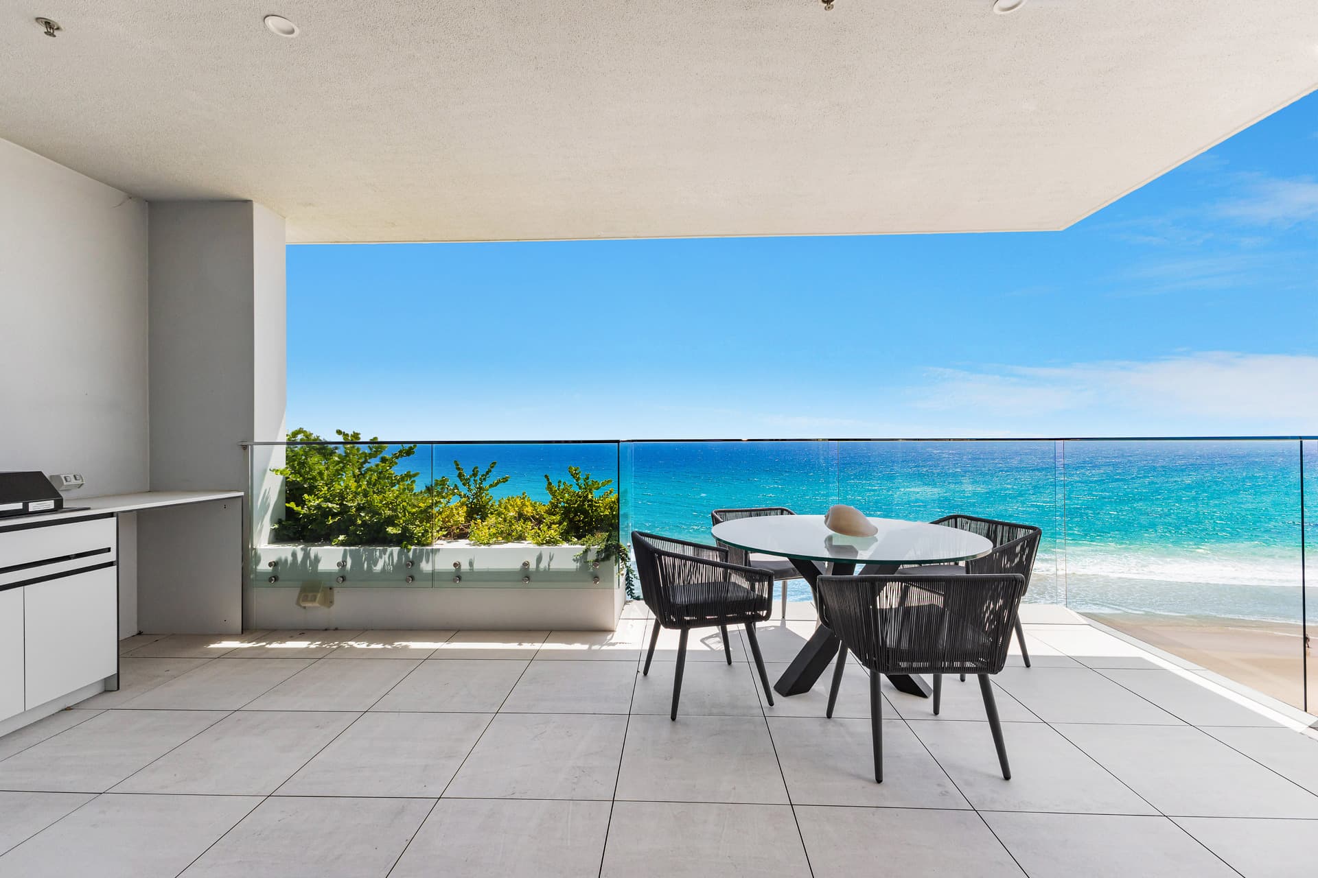801/468 The Esplanade, Palm Beach, QLD, 4221, Palm Beach - Thumbnail 2