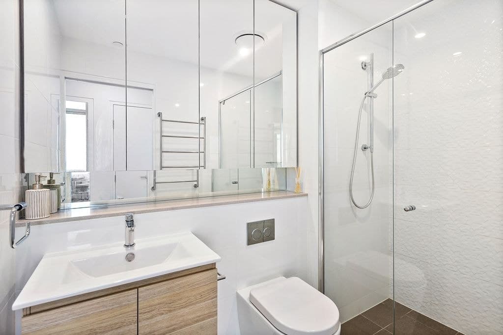 1103/10 Regent Street, Wollongong - Thumbnail 6