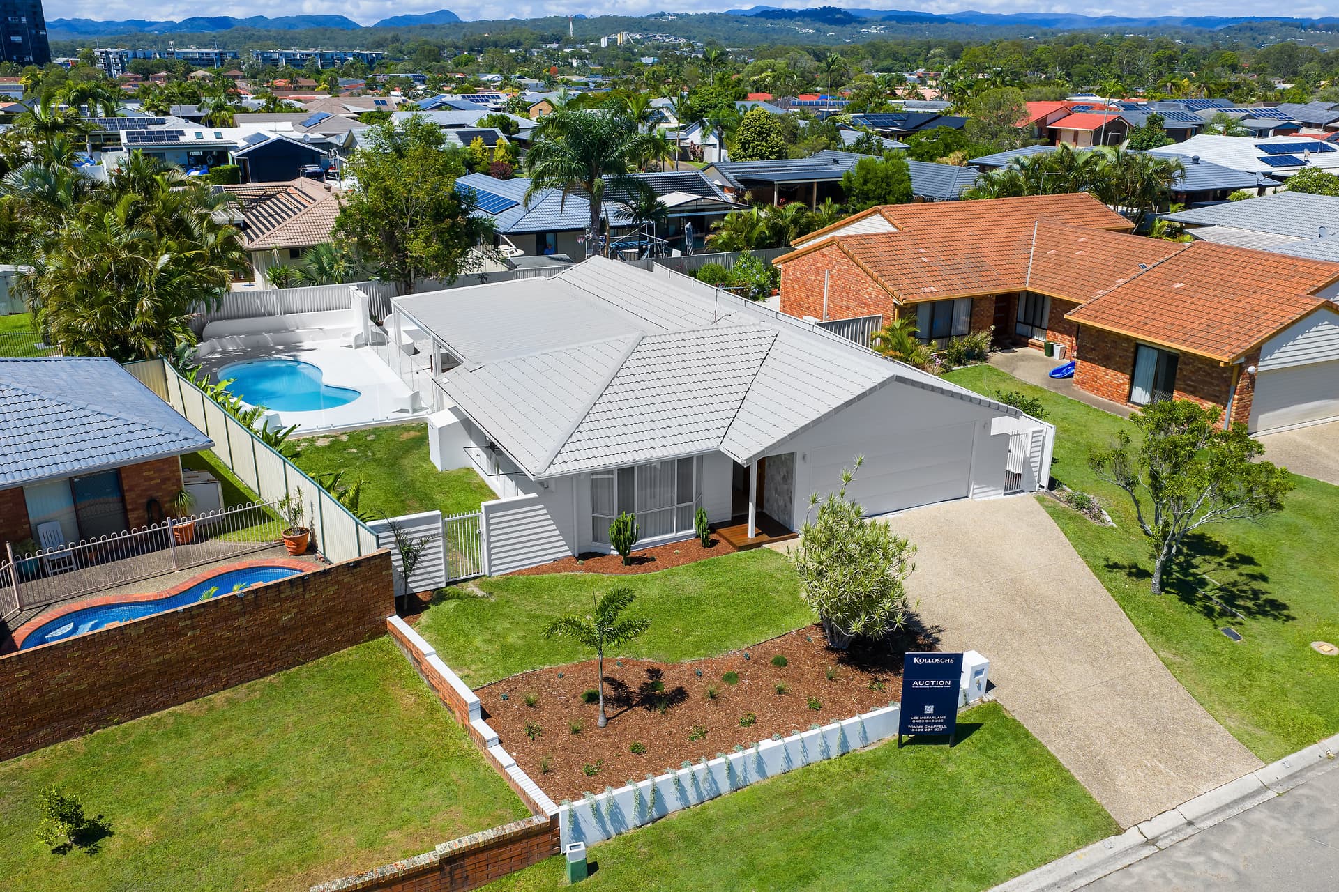 4 Silkyoak Court, Burleigh Waters, QLD, 4220, Burleigh Waters - Thumbnail 2