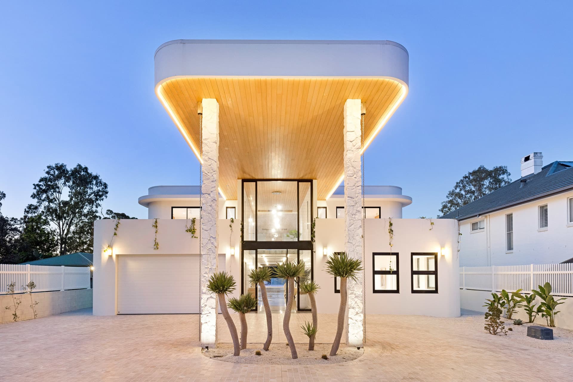 108 Crescent Avenue, Hope Island, QLD, 4212, Hope Island - Thumbnail 2